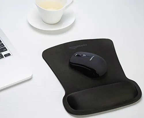 Amazon Basics Ergonomic Gel Mouse Pad Review image 6