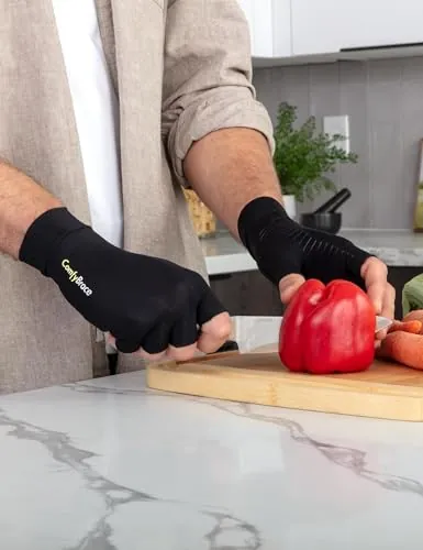ComfyBrace Compression Gloves Review for Hand Support image 2