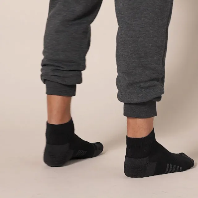 Amazon Essentials Athletic Ankle Socks Review image 5