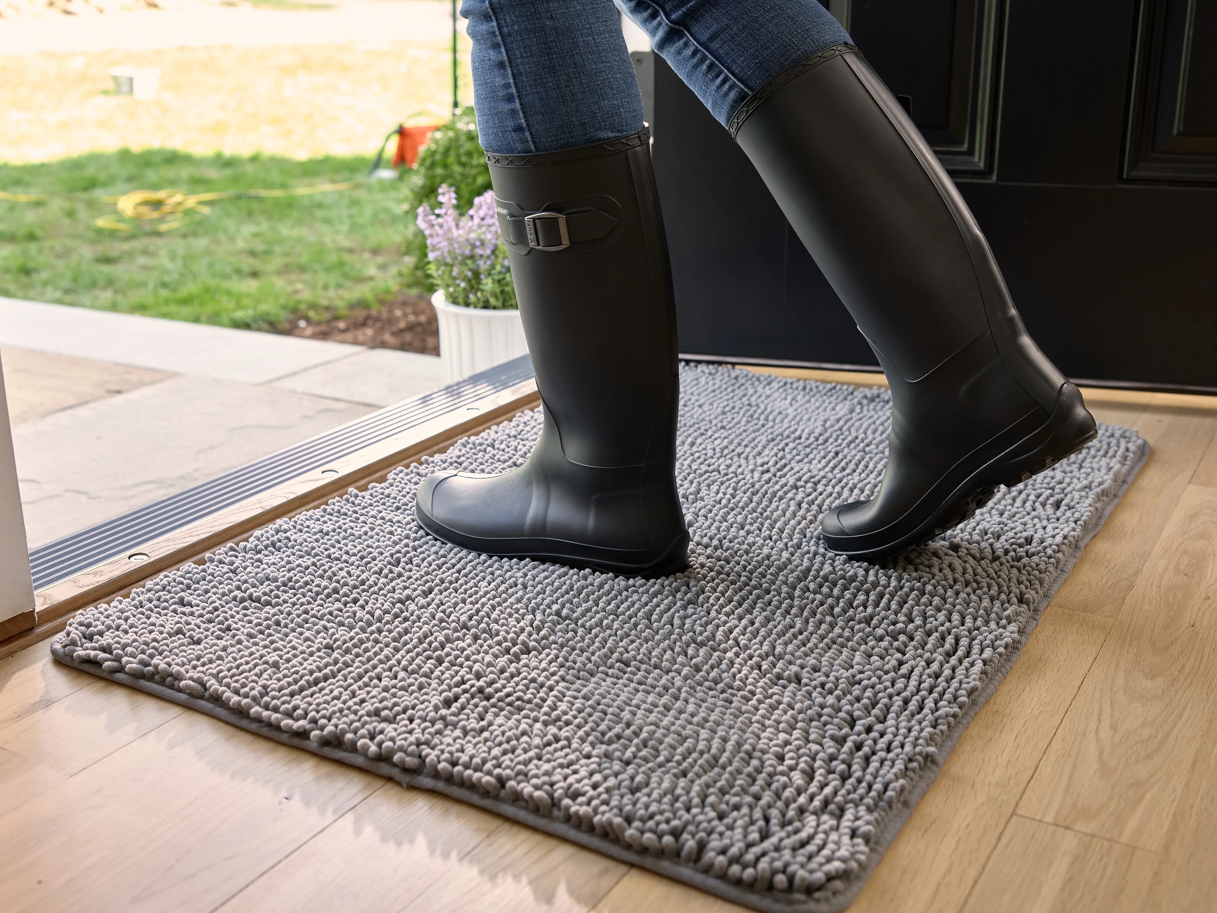 GORILLA GRIP SoakSTOPPER Review: Absorbent Dog Door Mat image 9