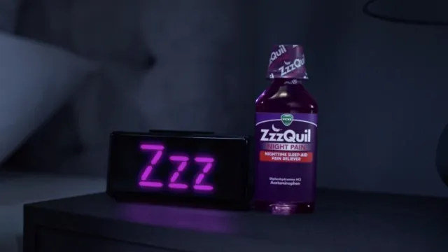 ZzzQuil Liquid Review: Nighttime Sleep Aid for Pain image 7
