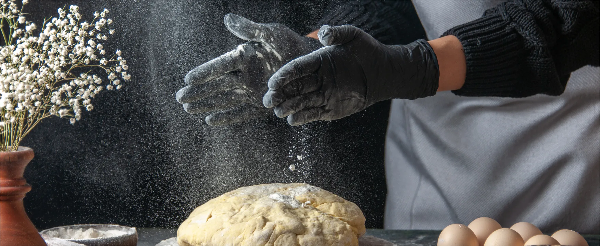 OKIAAS Vinyl Disposable Gloves Review: Food Prep and Cleaning image 9