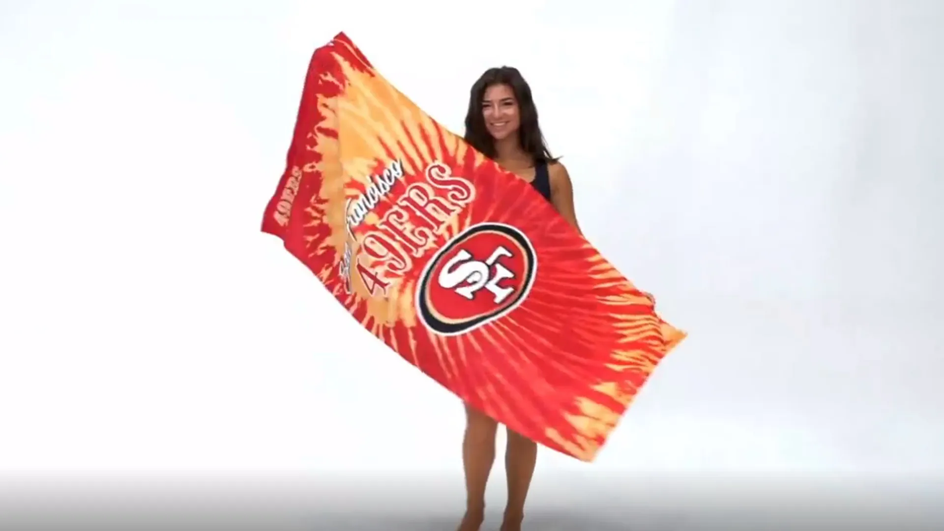 Northwest NFL Beach Towel Review: Pool and Beach Use image 7