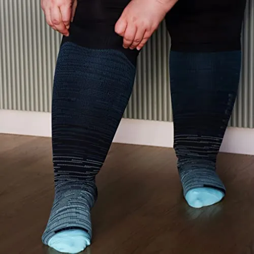 LEVSOX Wide Calf Compression Socks Review image 4