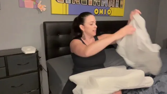 Cozyplayer Cooling Pillow Review: Adjustable Neck Support image 8